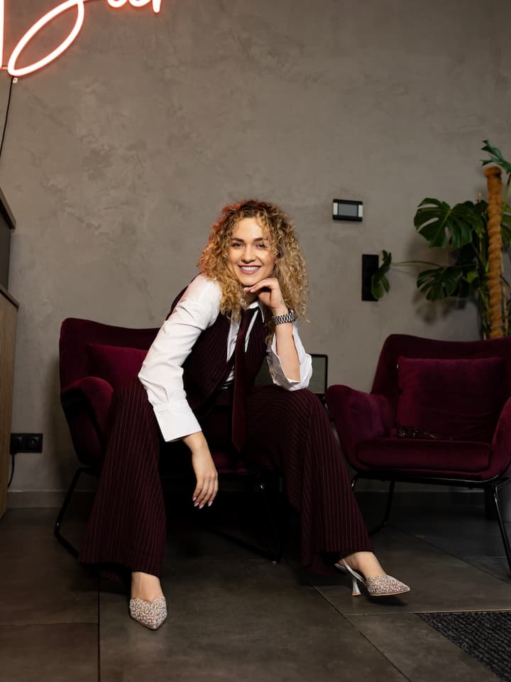 Natallia Malikava podczas pracy w Beauty Bar